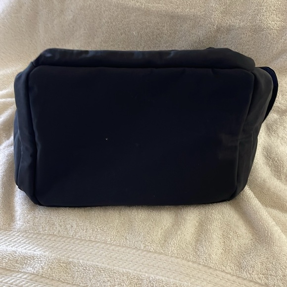 Baggallini everywhere drawstring bag - Picture 4 of 8